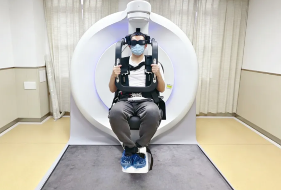 告别眩晕！福医二院这台“神奇转椅”，15分钟复位耳石